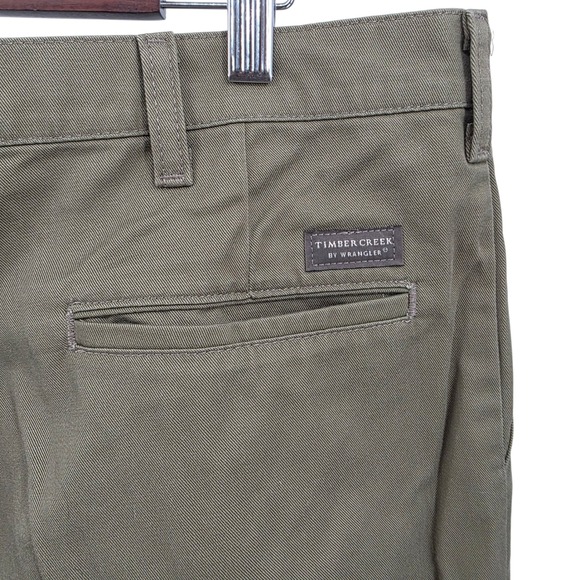 Wrangler Men's Pleated Front Casual Pants - Comfort Stretch Twill With Relaxed Fit